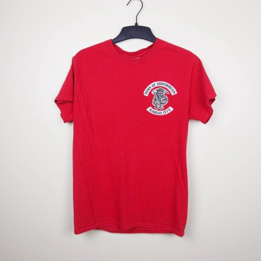 Chiefs | red small tee shirt top